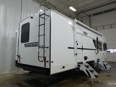 2026 Winnebago Thrive - Photo 4