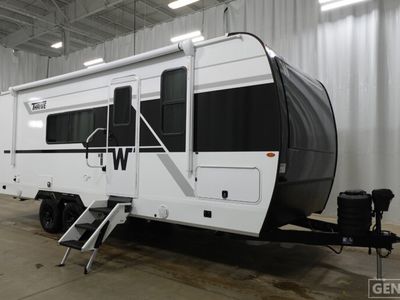 2026 WINNEBAGO 22MLS — front three-quarter view