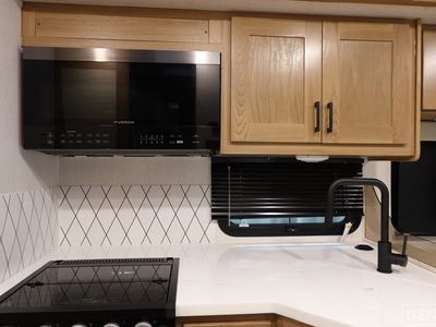 2026 NeXus RV Wraith - Photo 7