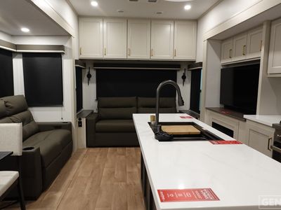 2026 Grand Design Influence - Photo 5