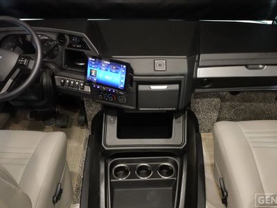2026 Fleetwood Bounder - Photo 10