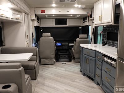 2026 Fleetwood Bounder - Photo 6