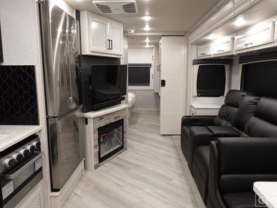 2026 Holiday Rambler Vacationer - Photo 5