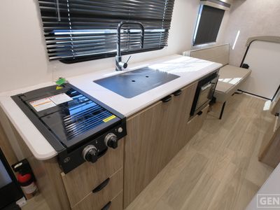 2024 Winnebago M-Series - Photo 7