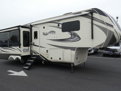2021 GRAND DESIGN 310GK — front three-quarter view
