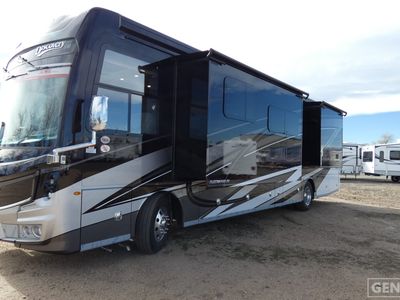 2026 Fleetwood Discovery LXE - Photo 1