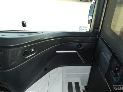2026 Fleetwood Discovery LXE - Photo 11