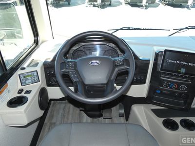 2024 Thor Motor Coach Luminate - Photo 10