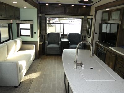 2020 Heartland Bighorn Traveler - Photo 5