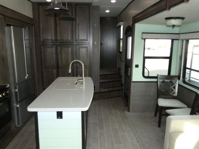 2020 Heartland Bighorn Traveler - Photo 6