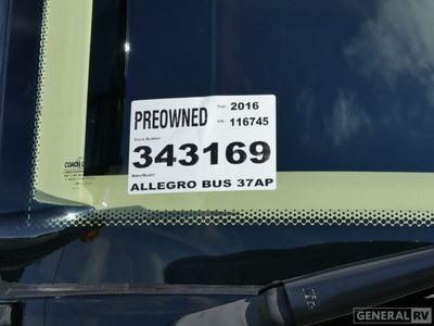 2016 TIFFIN 37AP — front three-quarter view