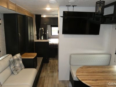 2023 Coachmen Freedom Express Ultra Lite - Photo 6