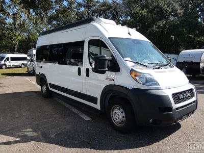 2022 MODERN BUGGY JOURNEY SERIES — front three-quarter view