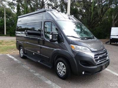 2024 THOR 18M — front three-quarter view