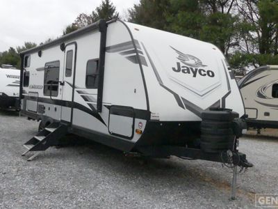 2023 JAYCO 22BH — front three-quarter view