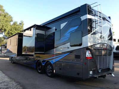 2026 Fleetwood Discovery LXE - Photo 4