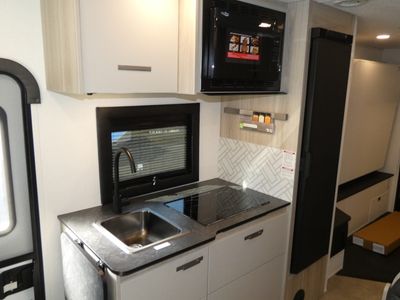 2026 Coachmen Cross Trail EV - Photo 7