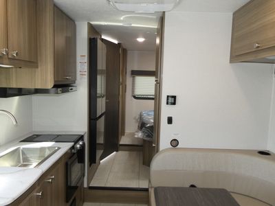 2026 Coachmen Freelander - Photo 5