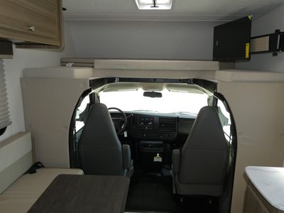 2026 Coachmen Freelander - Photo 6