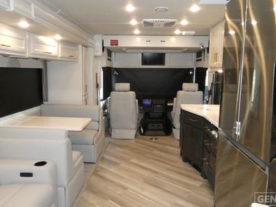 2026 Fleetwood Bounder - Photo 6