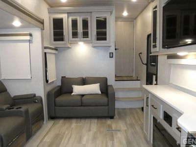 2022 Forest River Rockwood Ultra Lite - Photo 6
