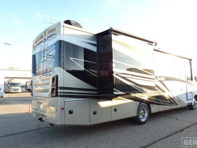2026 Fleetwood Bounder - Photo 2