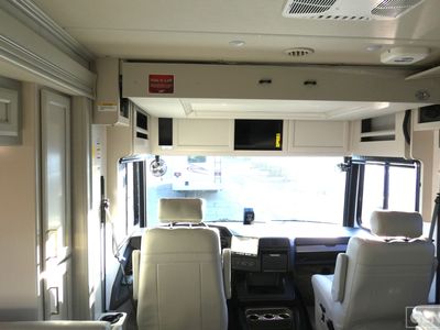 2026 Fleetwood Bounder - Photo 12