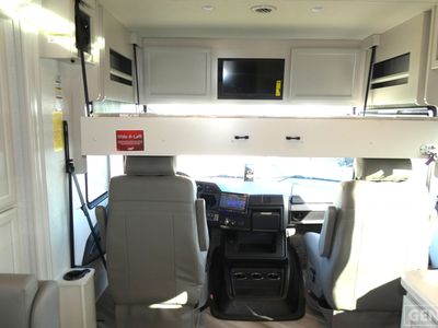 2026 Fleetwood Bounder - Photo 13