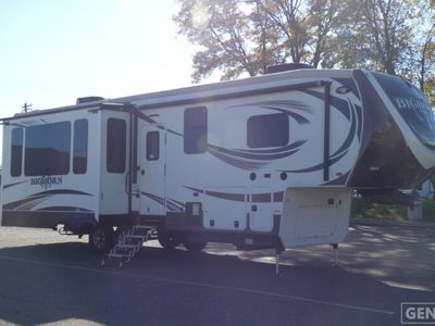 2016 HEARTLAND 3160 ELITE — front three-quarter view