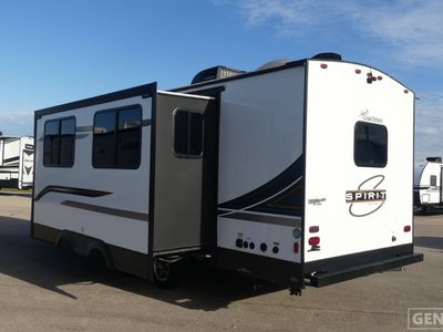 2022 Coachmen Northern Spirit Ultra Lite - Photo 3