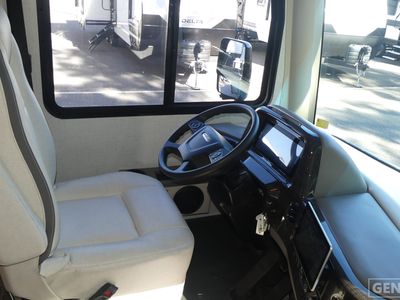 2024 Thor Motor Coach Palazzo - Photo 8