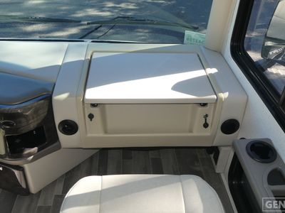 2024 Thor Motor Coach Palazzo - Photo 11
