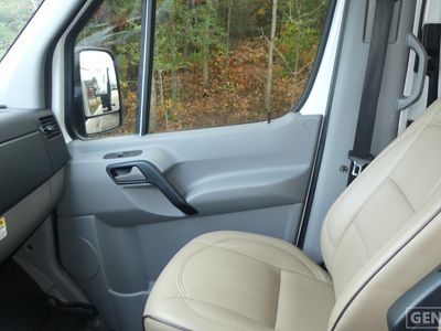 2018 Coachmen Galleria - Photo 12