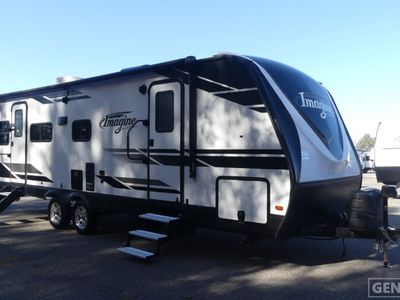 2021 GRAND DESIGN 2500RL — front three-quarter view