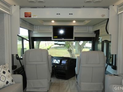 2026 Fleetwood Discovery LXE - Photo 12