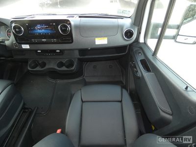 2025 Thor Motor Coach Coleman - Photo 11
