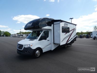 2025 Thor Motor Coach Coleman - Photo 2
