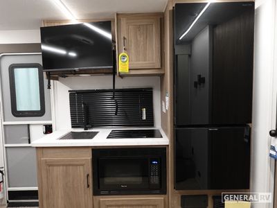 2025 Dutchmen Kodiak Ultra Lite - Photo 9