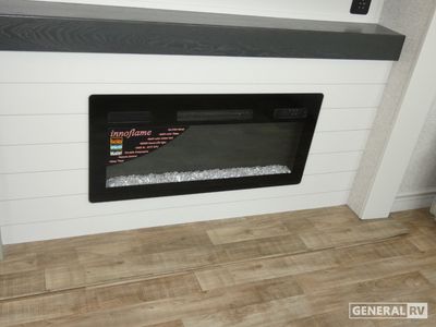 2025 Crossroads RV Redwood Regency - Photo 14