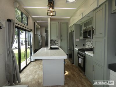 2025 Crossroads RV Redwood Regency - Photo 5