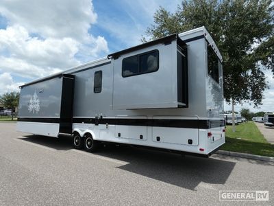 2025 Crossroads RV Redwood Regency - Photo 3