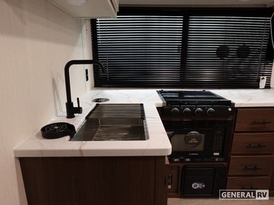 2026 Prime Time RV Avenger - Photo 7