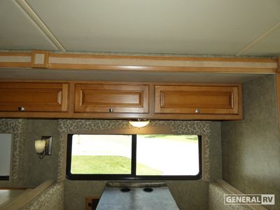 2013 Winnebago Sunstar - Photo 14