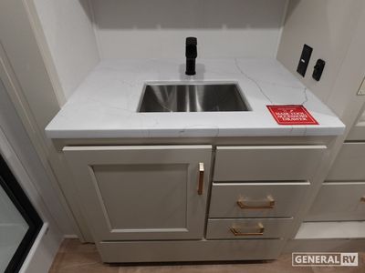 2026 Grand Design Influence - Photo 14
