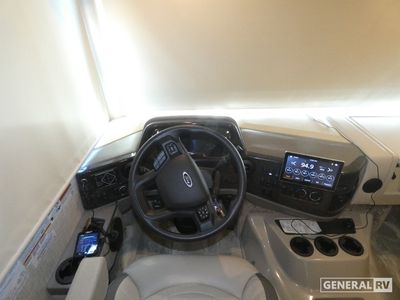 2023 Thor Motor Coach Challenger - Photo 9