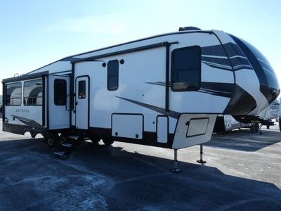 2021 DUTCHMEN 3173RLP — front three-quarter view