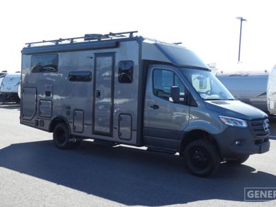 2026 WINNEBAGO 23B — front three-quarter view