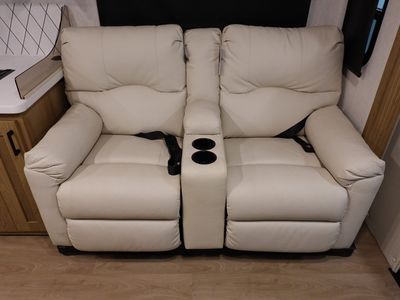 2026 NeXus RV Wraith - Photo 15