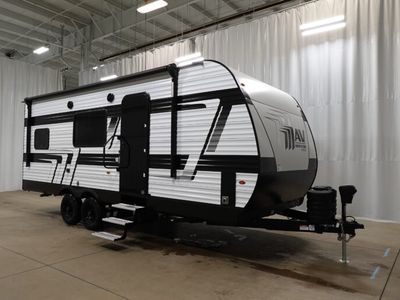 2026 GRAND DESIGN 22MAV — front three-quarter view