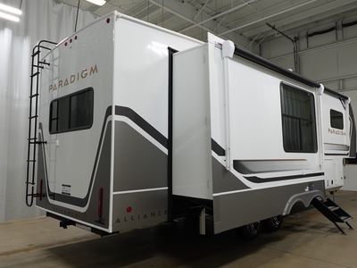 2026 Alliance RV Paradigm - Photo 4